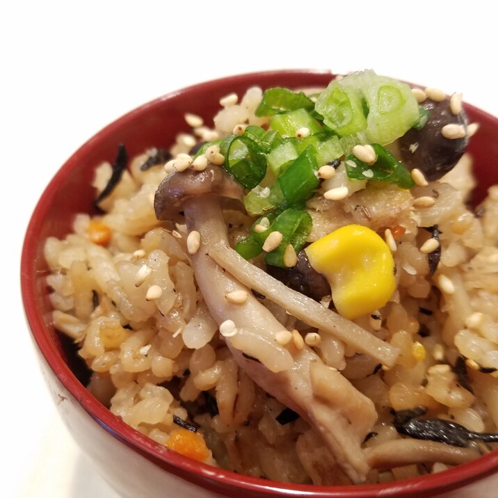ツナの簡単 和風炊き込みご飯 レシピ 作り方 By 農家のお嫁ちゃん 楽天レシピ